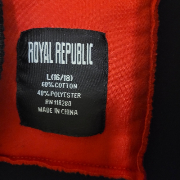 Royal Republic - Picture 2 of 4